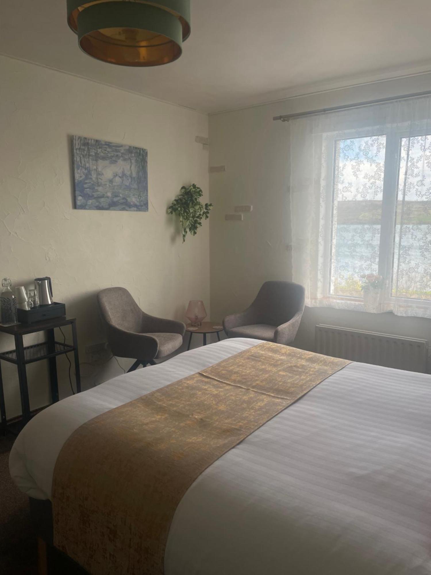Waterfront Rest B&B クリフデン エクステリア 写真